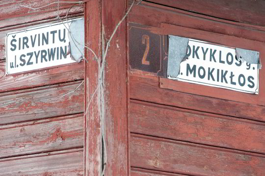 Lietuvos lenkų planus daužo kalbos komisija