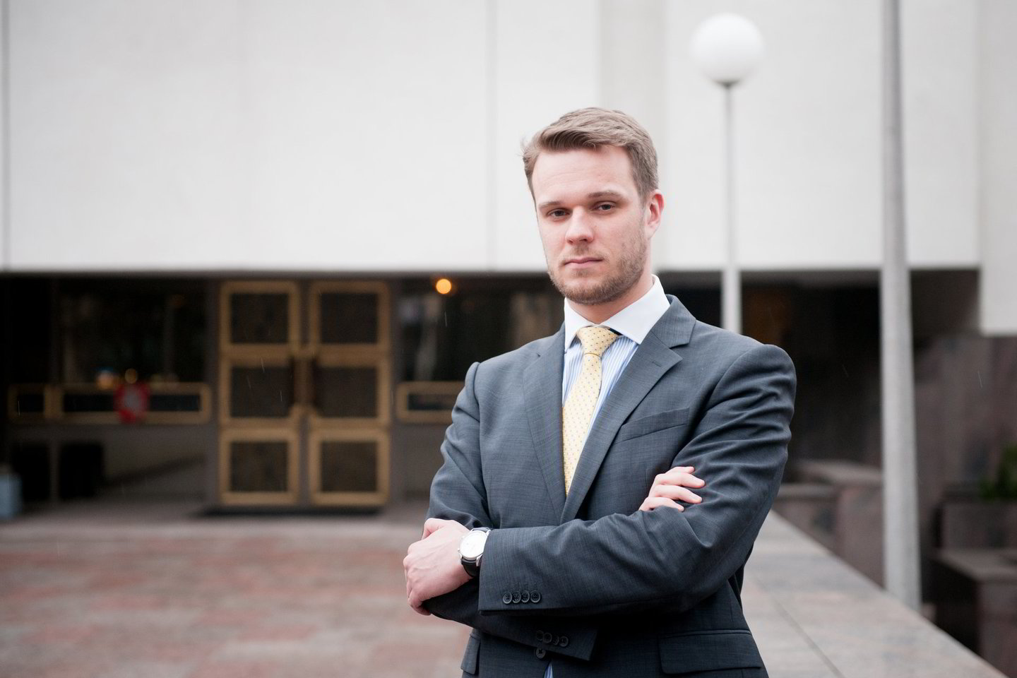 G.Landsbergis yra baigęs Vilniaus universitetą, kur studijavo istoriją ir tarptautinius santykius.
