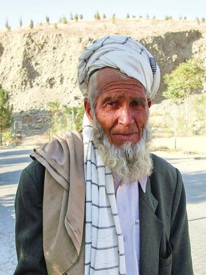 Dažnas afganistanietis nežino, kada gimė, todėl renkasi sausio 1-ąją.