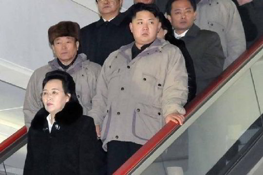 Pilkąja kardinole vadinta Šiaurės Korėjos vado teta galėjo nusižudyti