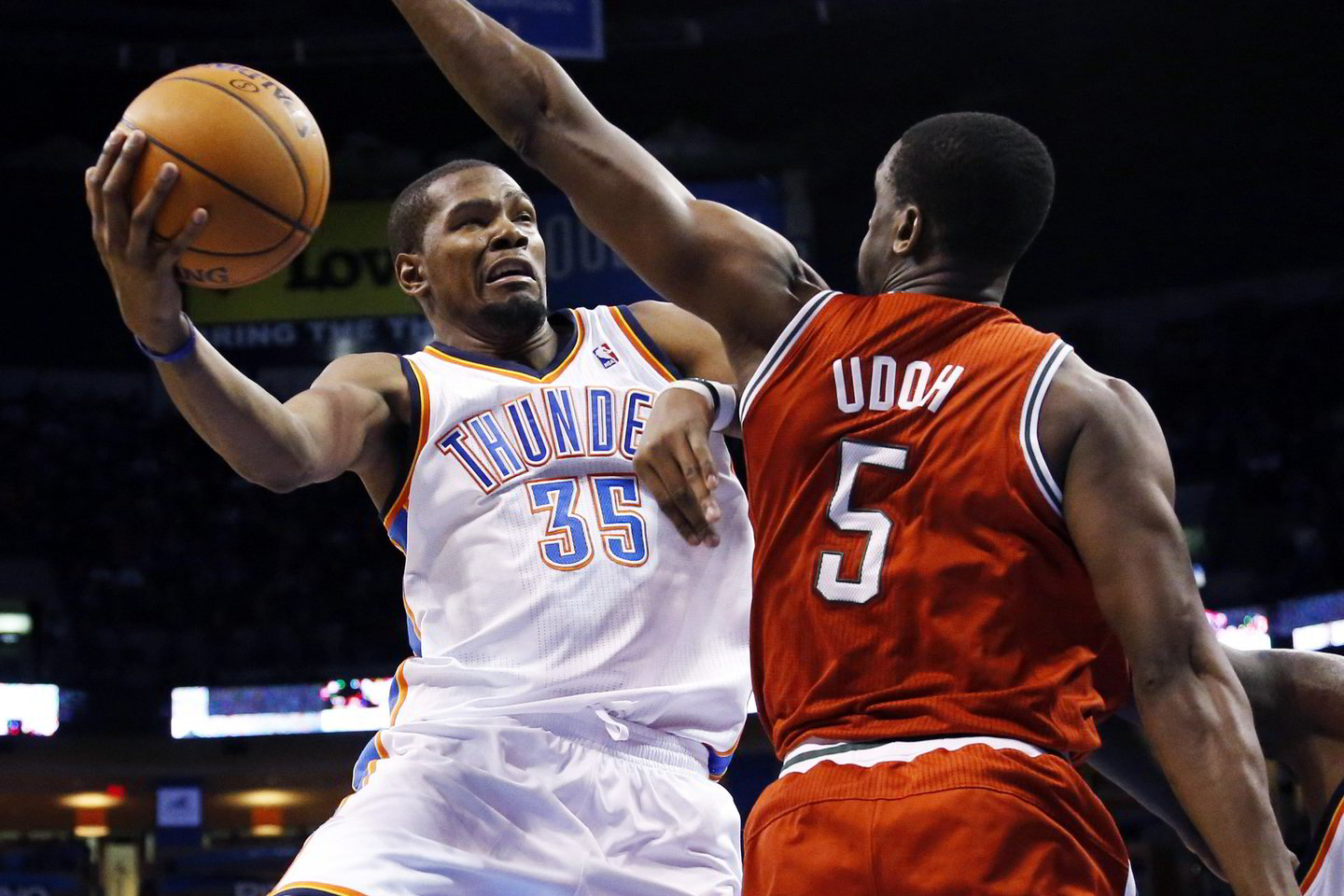„Thunder“ ir „Bucks“ rungtynių akimirka.