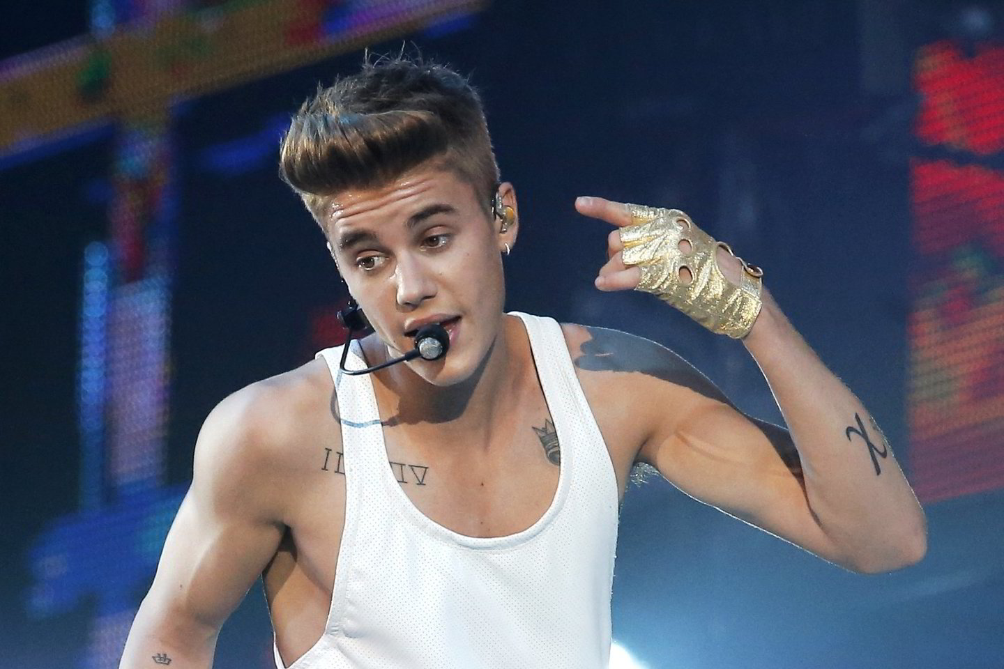 Dainininkas J.Bieberis.
