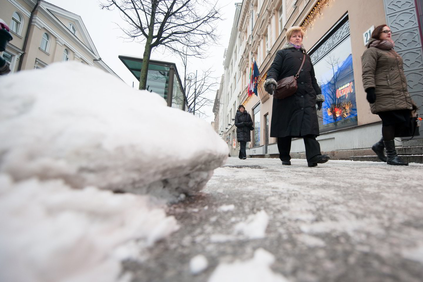 Sniego debesys Lietuvą lanko vos kelios dienos, o jo sluoksnis didesnėje šalies dalyje jau siekia 2–5 cm.