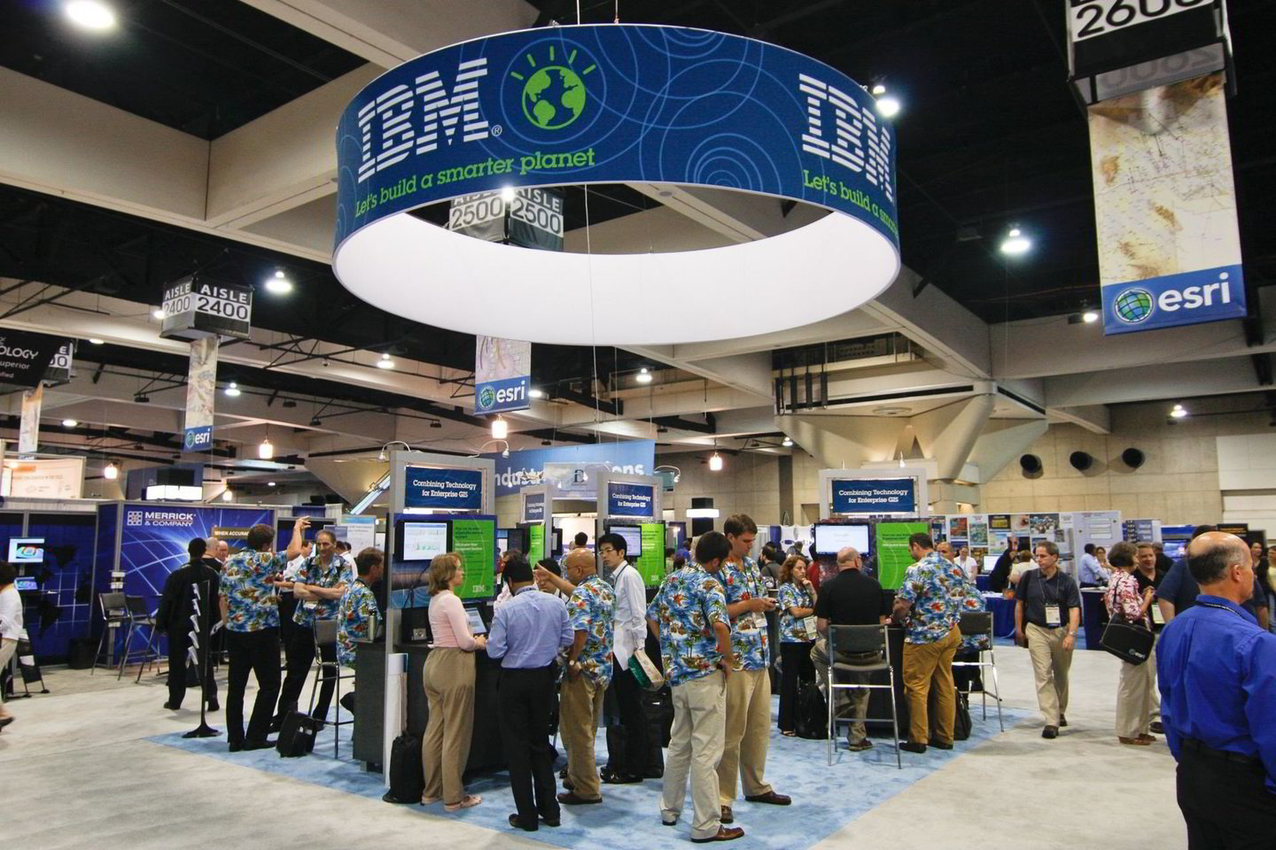 IBM tiki, kad iki 2020 metų debesų kompiuterijos rinkos vertė pasieks maždaug 200 mlrd. JAV dolerių.<br>123rf nuotr.