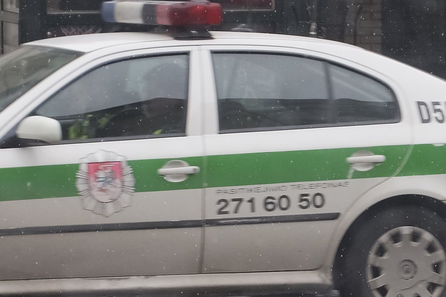 Pareigūnai ieško vagilės.