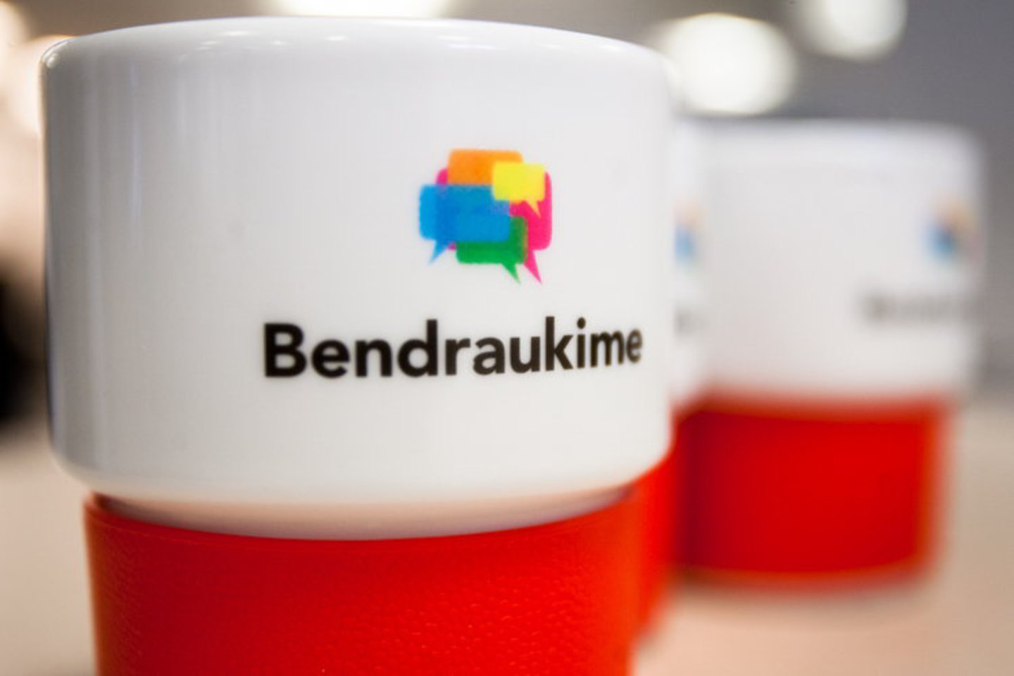 Didžiausio atgarsio sulaukusių tekstų autoriams kiekvieną savaitę dėkojame „Bendraukime“ atributika.