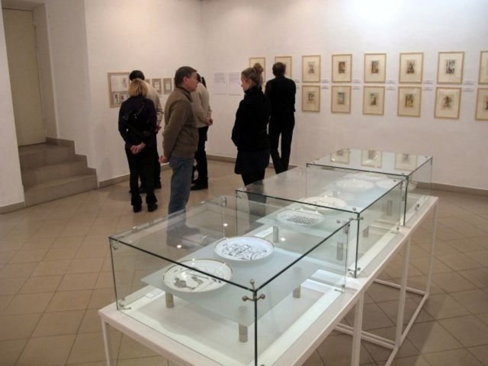 Klaipėdoje trečiadienį atidaryta Lietuvoje dar nematytų S.Dali kūrinių paroda.<br>E.Petkutės nuotr.