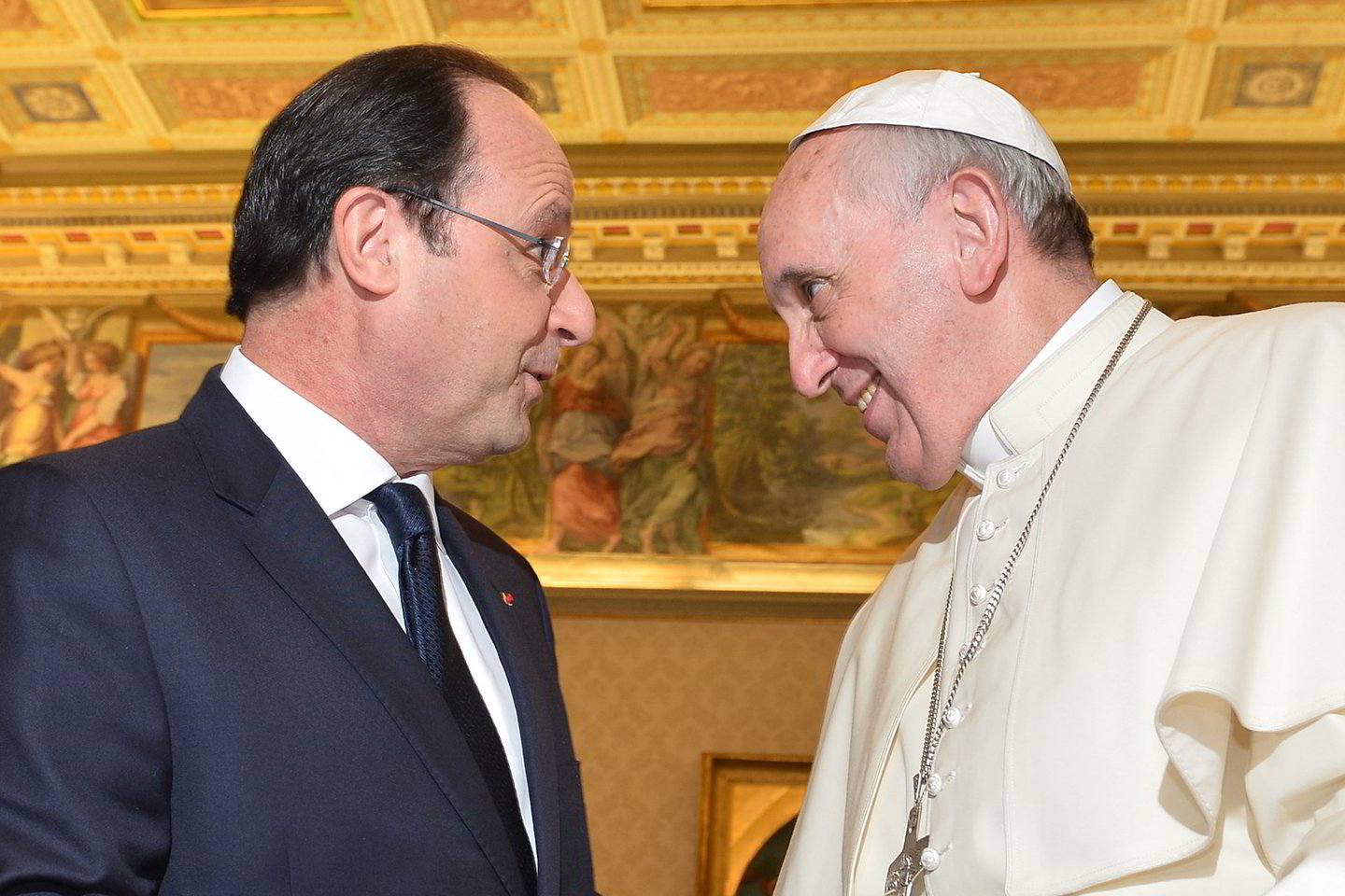 F.Hollande'as sakė, kad ir jis, ir Pranciškus rūpinasi dėl krikščionių mažumų statuso Artimuosiuose Rytuose.