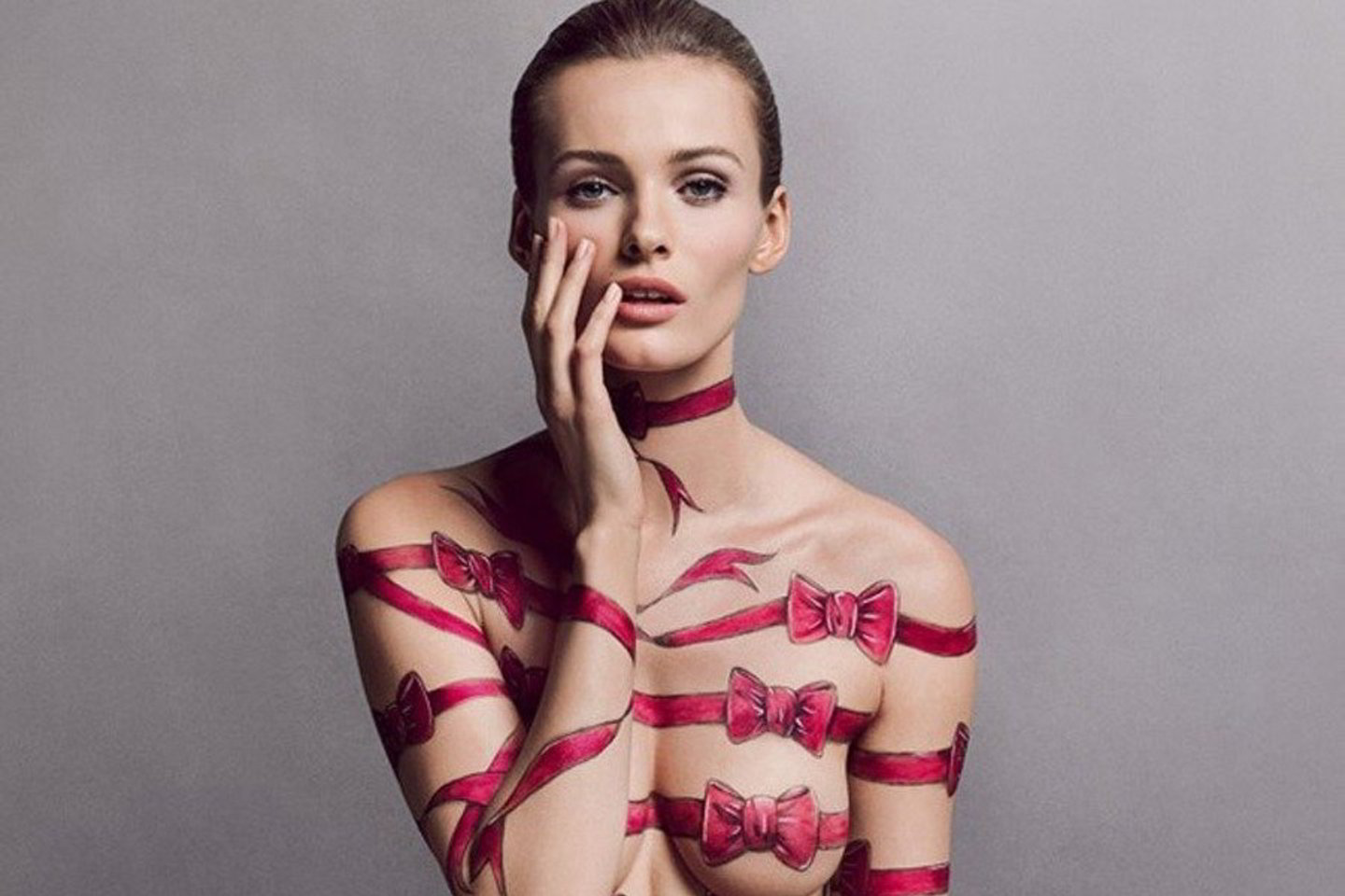 E.Vilkevičiūtė tapo naujausių „Viktor & Rolf“ kvepalų „Bonbon“ reklamos veidu.