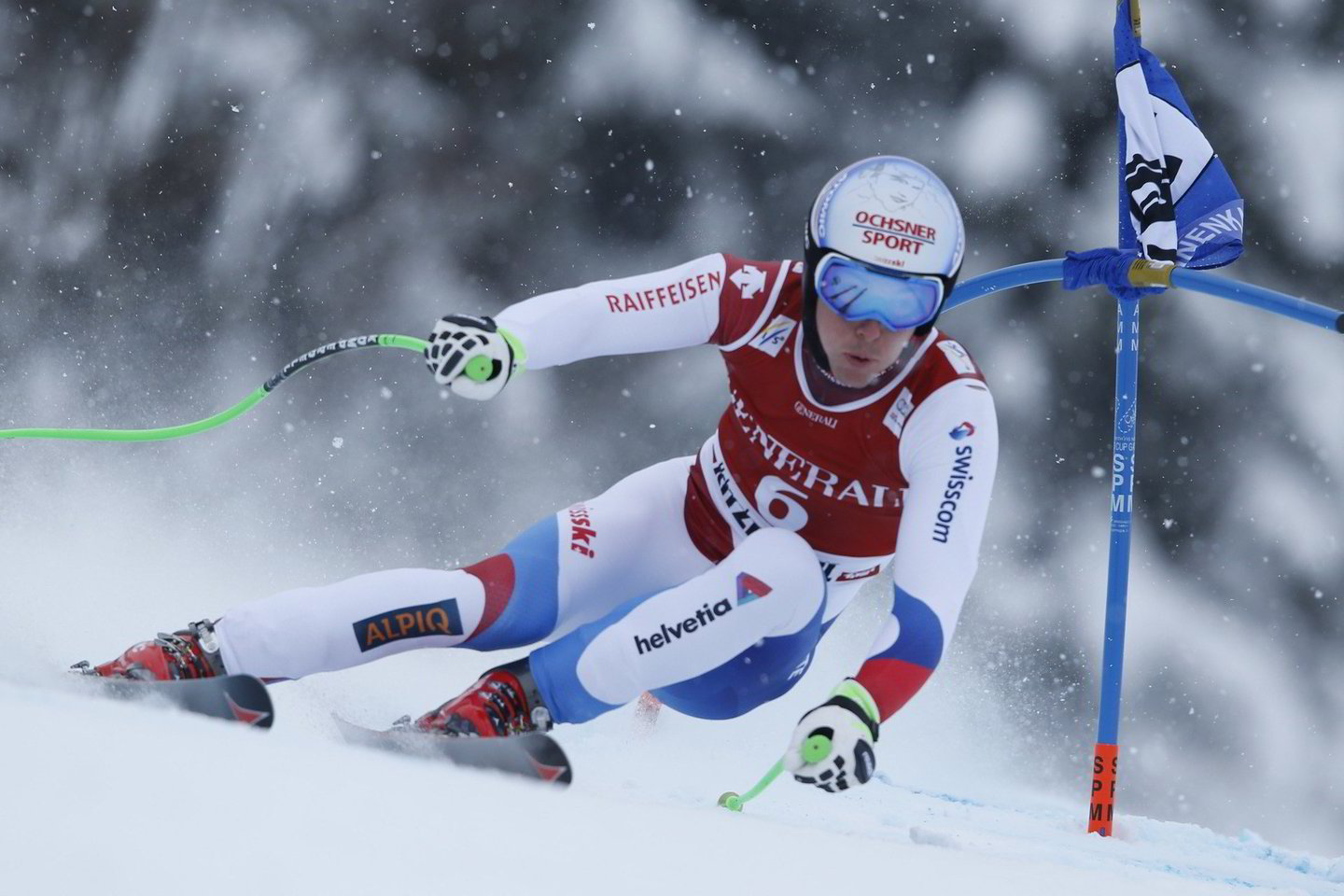 Iš viso Šveicarijos rinktinės gretose - 61 dalyvavimo patirties olimpiadose turintis sportininkas.