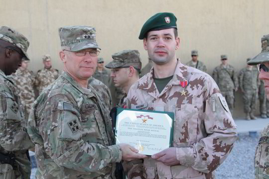 Lietuvos kariui pirmąkart įteiktas „Bronzinės žvaigždės“ medalis