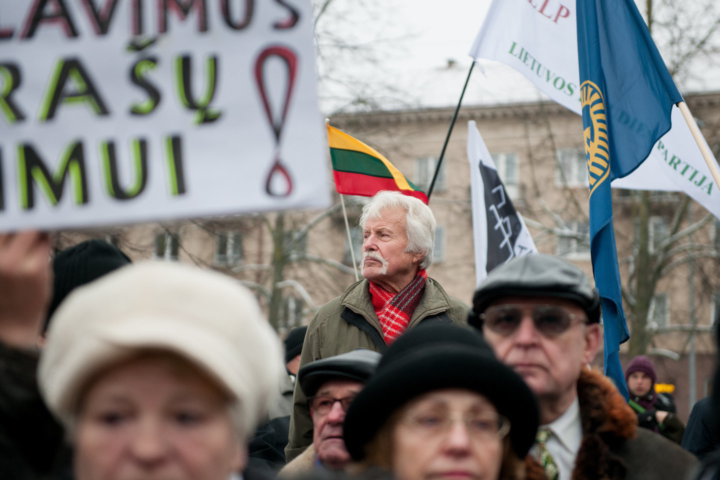 Vyriausioji rinkimų komisija trečiadienį ketina svarstyti, ar referendumu siūloma formuluotė neprieštarautų Konstitucijai.