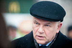 Prezidentės pliekiamas V.Andriukaitis dūrė atgal