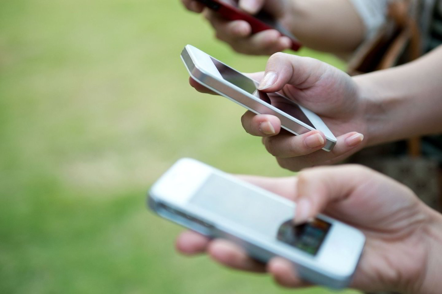 Gavę įtartino turinio SMS žinutę, vartotojai raginami neskubėti skambinti nurodytu telefonu.<br>123rf nuotr.