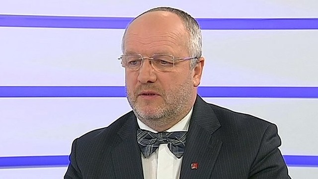 J.Olekas apie krašto gynybą: „Nusiraminti negalime“ (I)