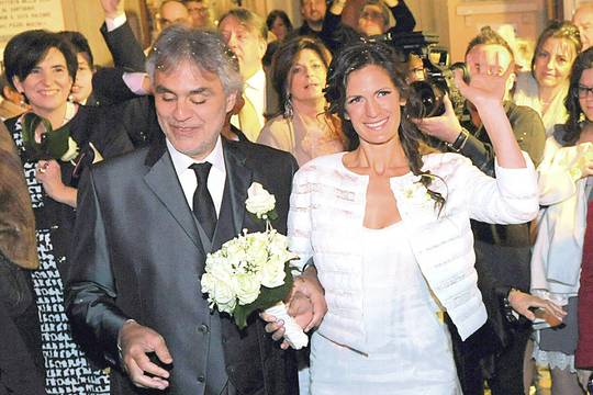Kodėl A.Bocelli vesti mylimąją ryžosi tik po 12 metų delsimo?