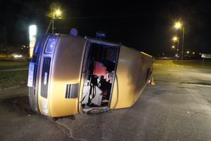 Panevėžyje apvirto mikroautobusas, vežęs vaikus iš krepšinio