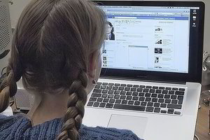 Paauglės dukros „Facebook“ puslapis motinai užgniaužė kvapą