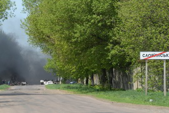 ESBO stebėtojai Slovjanske kali rūsyje be būtinosios pagalbos?