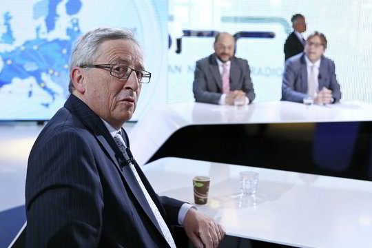 Kandidatų į Europos Komisijos vadovus kinkos dreba prieš Maskvą