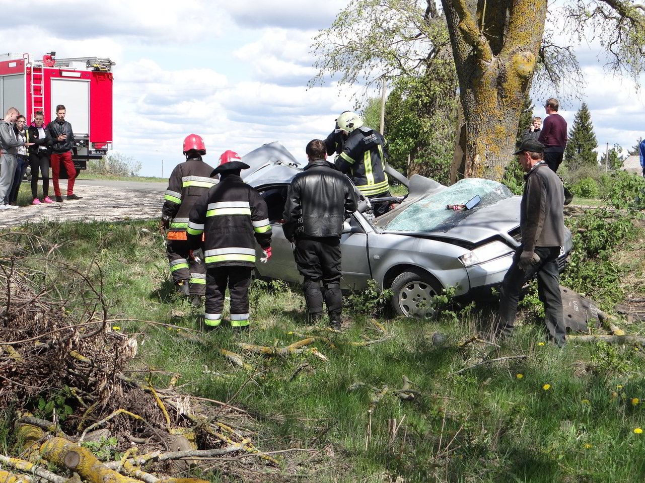 Per šią nelaimę Kelmės rajone vienas žmogus žuvo ir penki buvo sužaloti.<br>A.Kalvaičio nuotr.