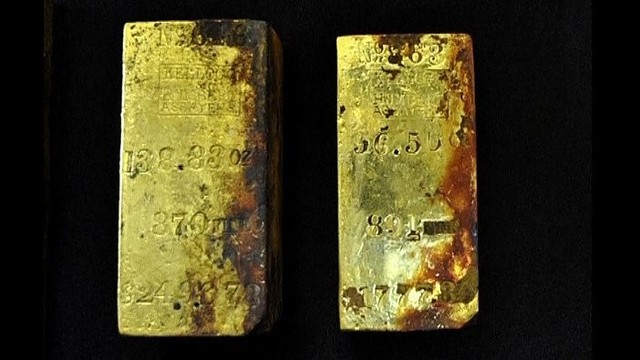 Lobių ieškotojai iš vandenyno ištraukė aukso už milijoną dolerių