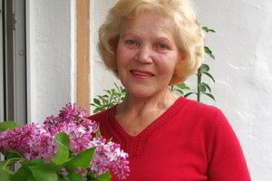 Po plastinės operacijos 74-erių senolė kimba į atlapus medikams