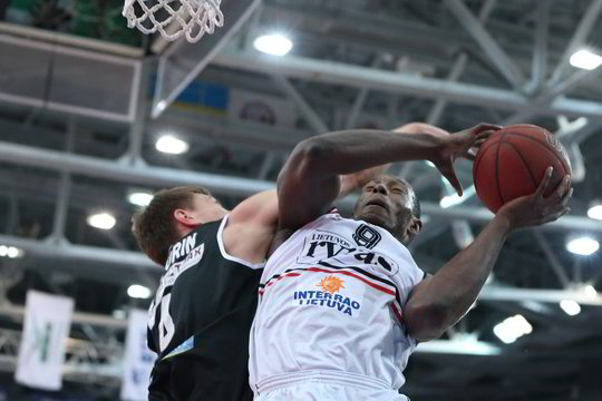 „Lietuvos rytas“ ištvėrė „Nižnij Novgorod“ tritaškių lietų