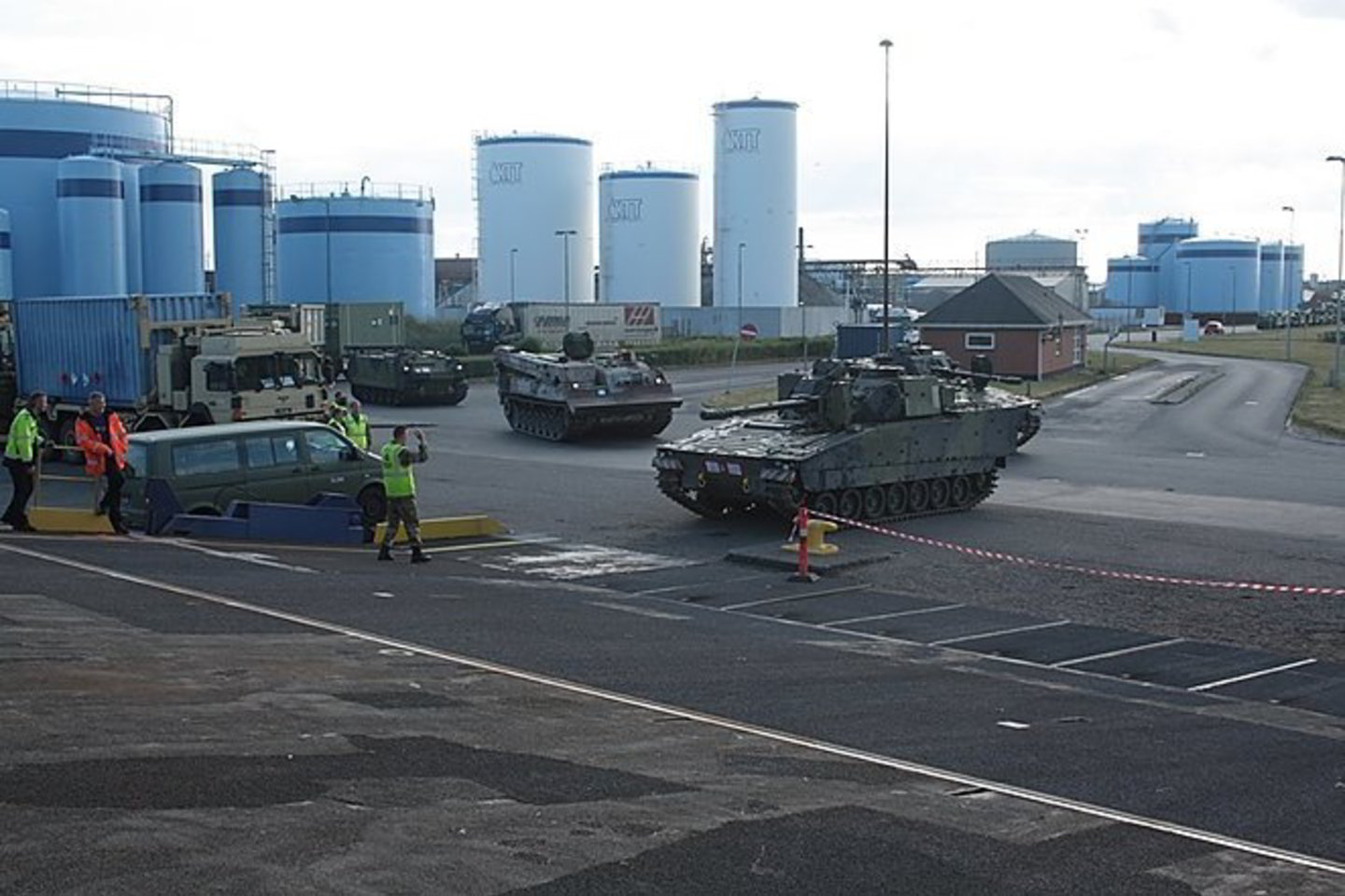 Kelionei į Lietuvą ruošiamos šarvuotos pėstininkų kovos mašinos CV 9035, atvyks ir tankai „Leopard 2 A5“.