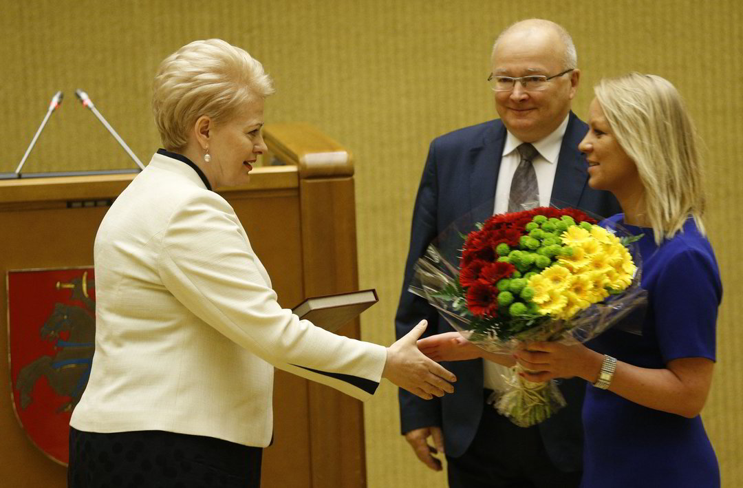 Seime D.Grybauskaitė išgirdo daugybę sveikinimų ir palinkėjimų.<br>M.Kulbio nuotr.