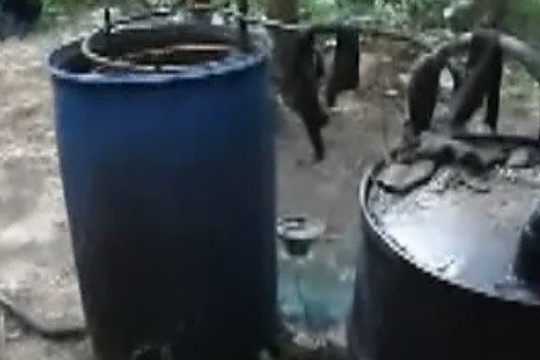 Šalčininkų rajone aptiktas aparatas naminukei gaminti