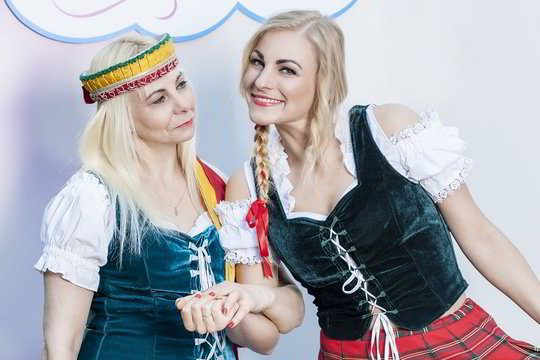 Grupės „Kitokios“ narei mama linki susirasti gerą vyrą