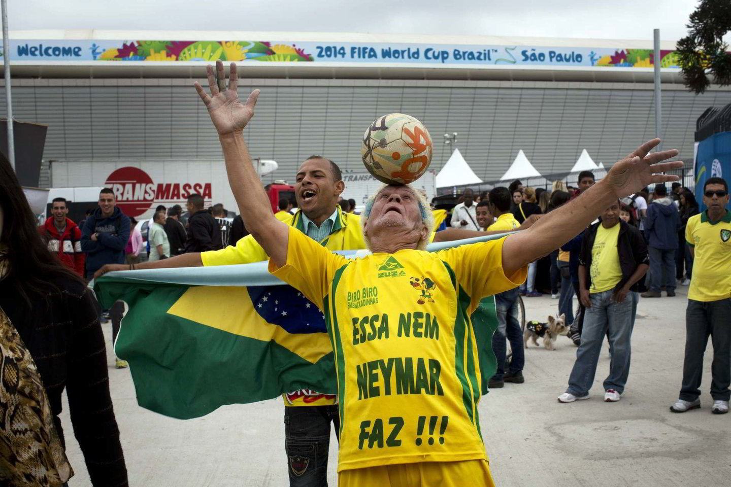 Brazilijoje siaučia futbolo karštinė.