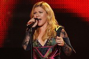 Popmuzikos atlikėja Kelly Clarkson susilaukė dukros
