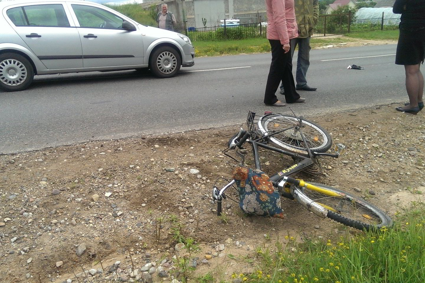 Per avariją Pabradėje sunkiai sužalotas dviratininkas.<br>Lrytas.lt nuotr.