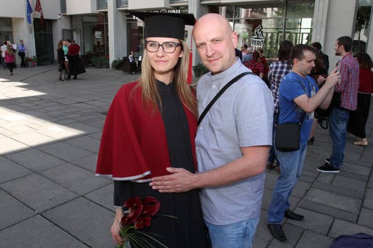 Mantija paslėpė apvalėjantį Robertos Šimukauskienės pilvą