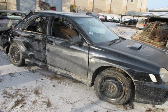 Pramogos ant ledo su „Subaru“ 17-metį atvedė į teisiamųjų suolą