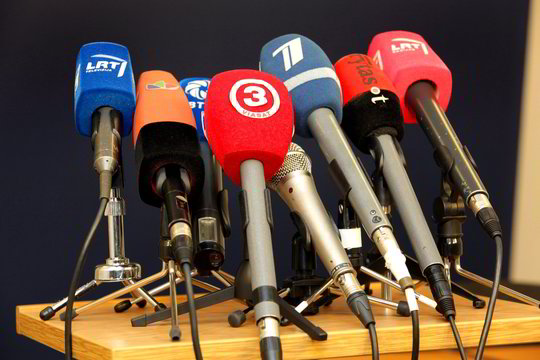 Žurnalistų atstovai: sekimas pakerta pasitikėjimą