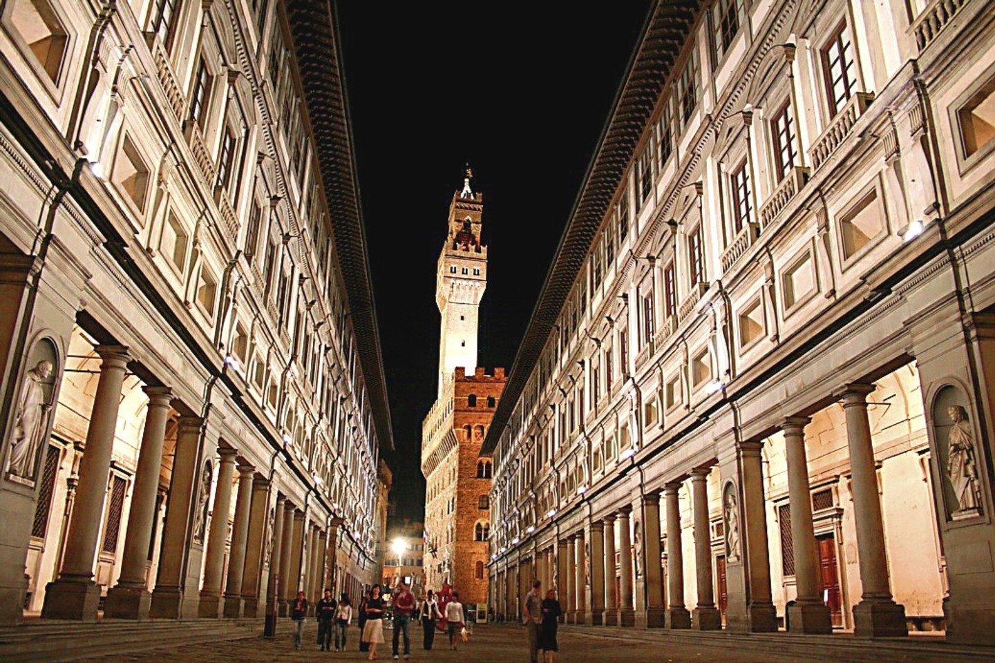 Uficių galerija (Galleria degli Uffizi).