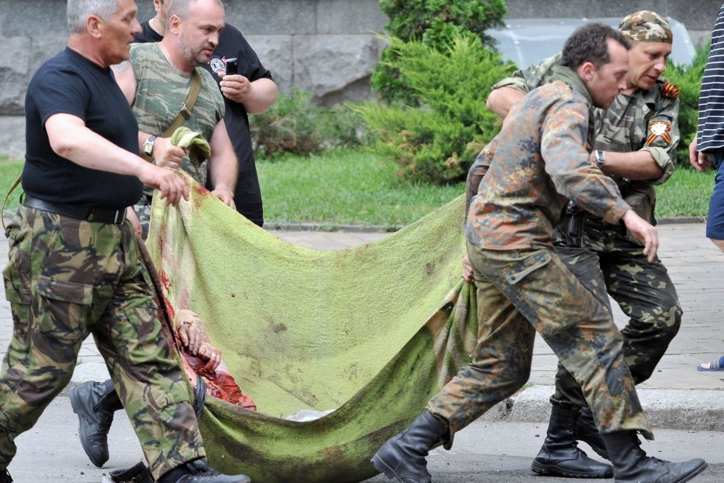 Broliškus kapus ežero dugne užpildo kovotojai, kurie tėvynėje Rusijoje bus paskelbti dingusiais be žinios.