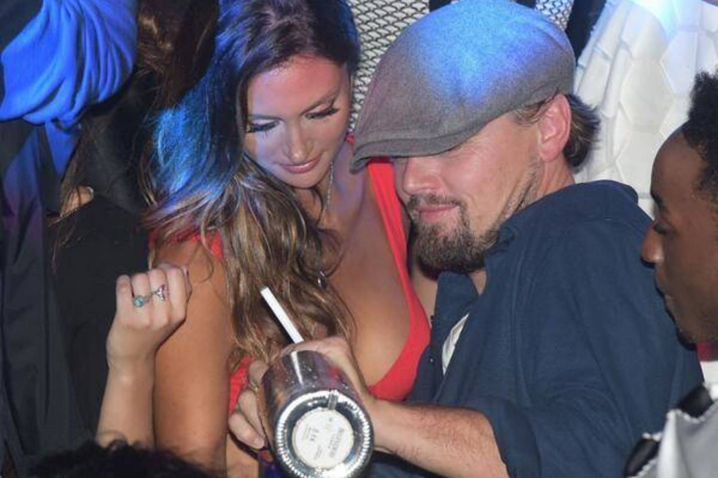 Po manekenės K.Cleary ir L.DiCaprio flirto - savižudybė.