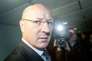 Tęsia baigiamąją kalbą V. Račkausko ir kitų pareigūnų byloje