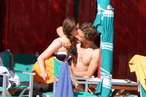 Naujus aistringus Lana Del Rey santykius išduoda bučiniai