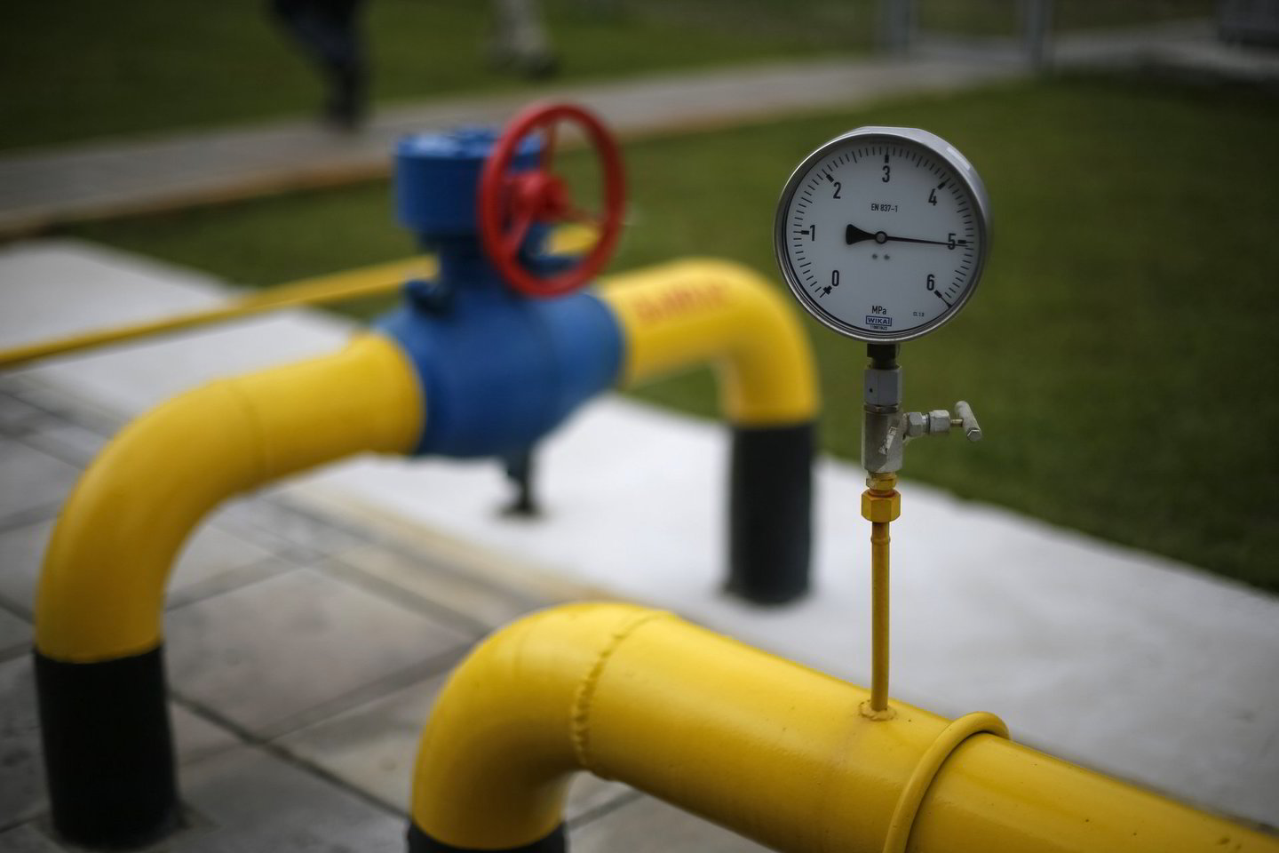 Didžiausias Ukrainos dujų importuotojas yra valstybinis koncernas „Naftogaz“.