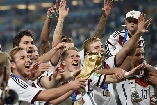 Vokietijos spauda nešioja ant rankų naujus superherojus