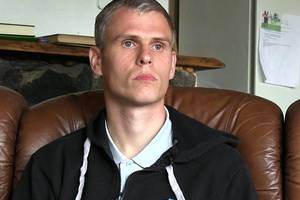 Į kvaišalų vergovę vyrą įstūmė tėvų tragedija