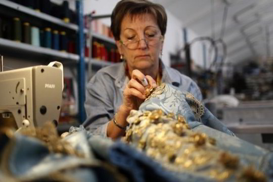 Iš pieno galima gaminti siūlus, iš popieriaus - kėdes