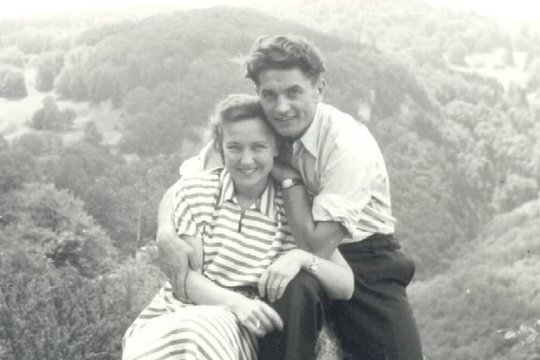 Partizanų lyderio J. Lukšos žodžius filme taria A. Mamontovas