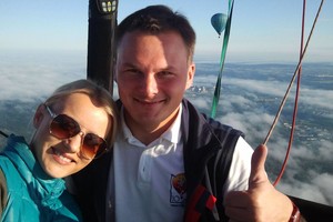 Giedrius Leškevičius su Asta Žukaite skraidė oro balionu