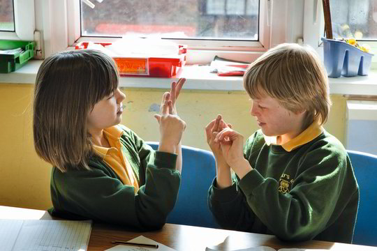 Gestų kalba: kokiu greičiu kalba kurtieji?